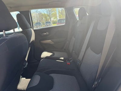 2017 Jeep Cherokee Sport FWD