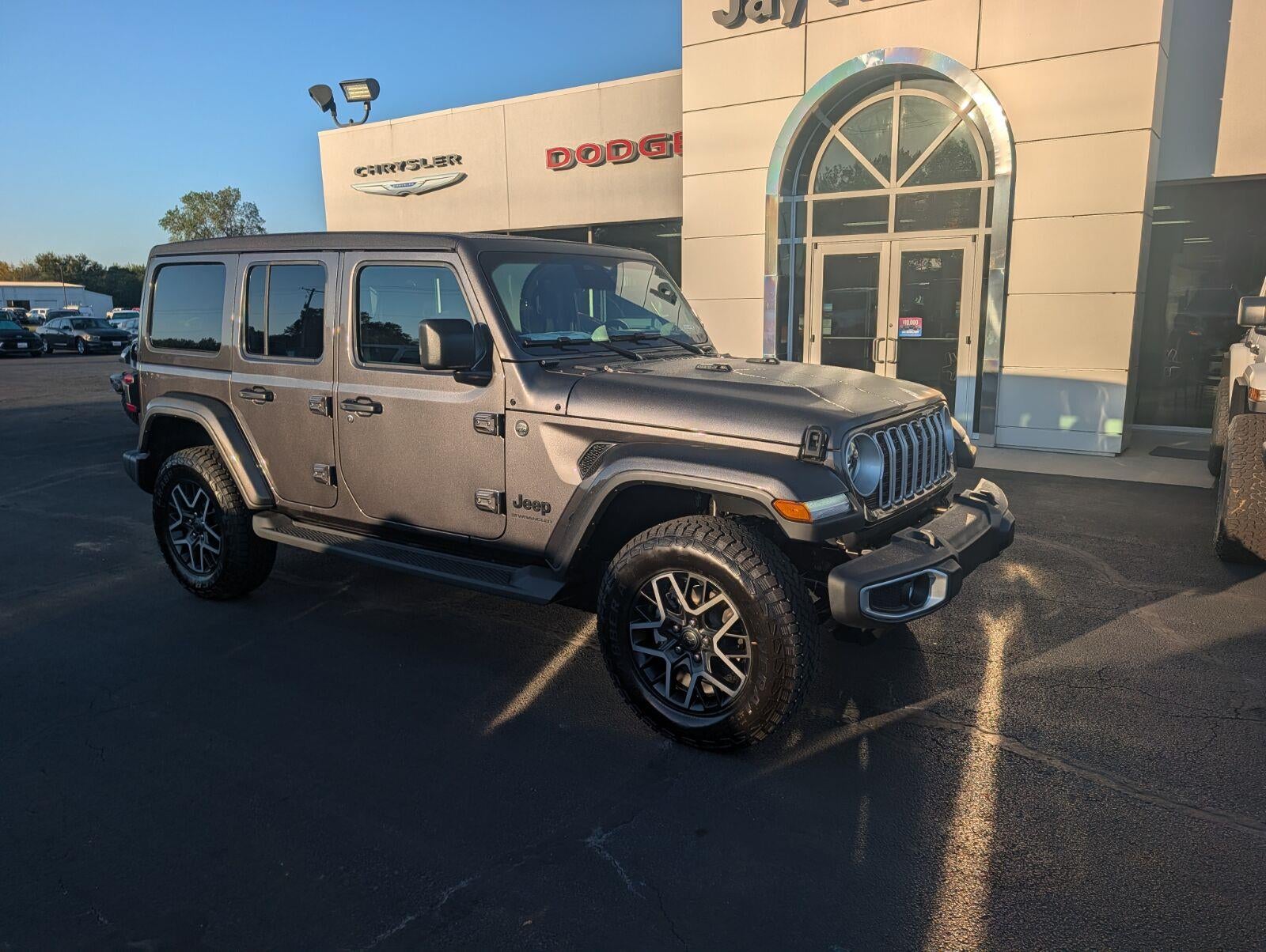 2027 Jeep Wrangler WRANGLER 4-DOOR SAHARA