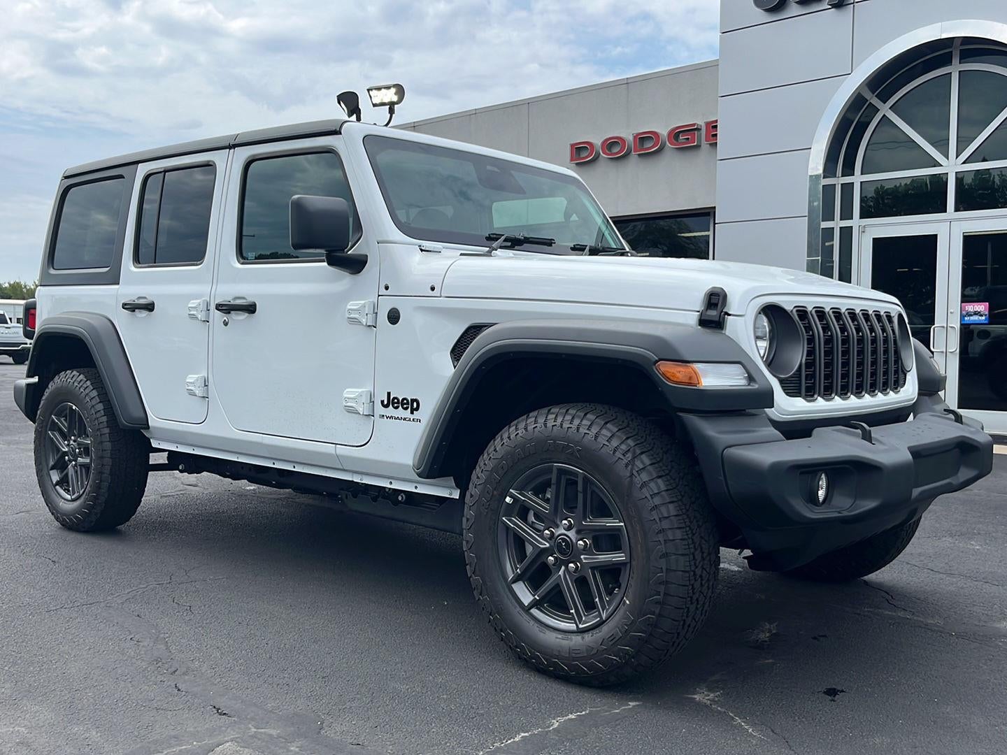 2026 Jeep Wrangler 4-Door Sport RHD 4x4