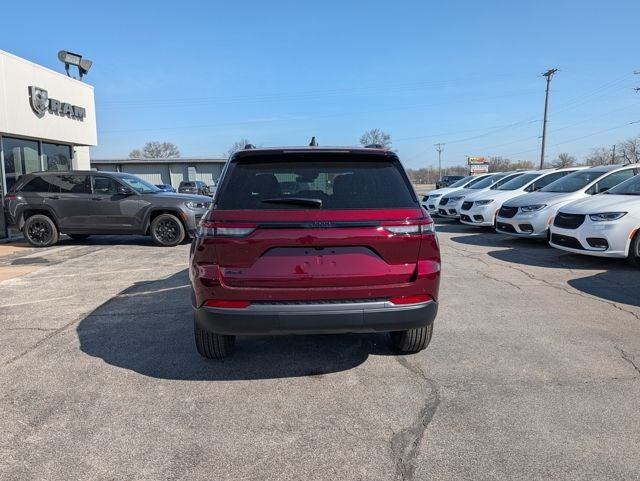 2026 Jeep Grand Cherokee GRAND CHEROKEE LAREDO ALTITUDE 4X4