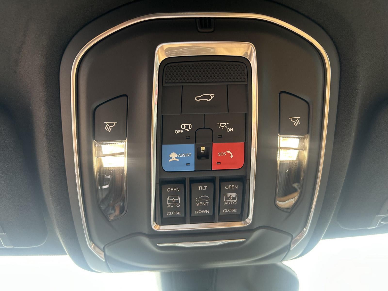 2027 Jeep Grand Cherokee GRAND CHEROKEE SUMMIT 4X4