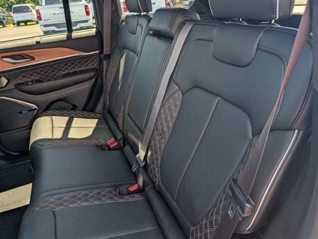 2026 Jeep Grand Cherokee GRAND CHEROKEE SUMMIT 4X4