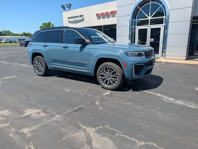 2026 Jeep Grand Cherokee GRAND CHEROKEE SUMMIT 4X4