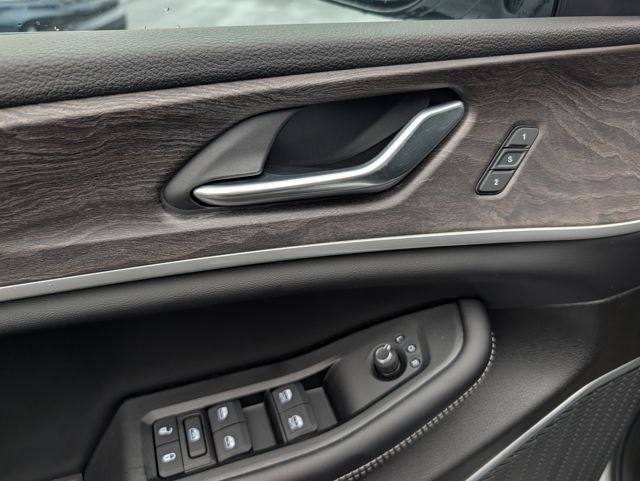 2026 Jeep Grand Cherokee GRAND CHEROKEE L LIMITED 4X2