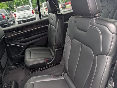 2026 Jeep Grand Cherokee GRAND CHEROKEE L LIMITED 4X2