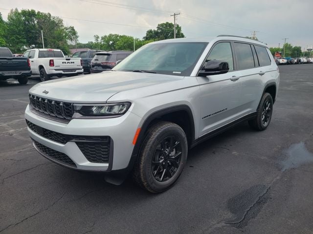 2026 Jeep Grand Cherokee GRAND CHEROKEE L LAREDO ALTITUDE 4X4