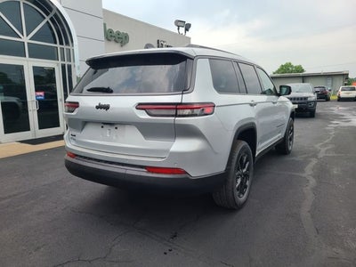 2026 Jeep Grand Cherokee GRAND CHEROKEE L LAREDO ALTITUDE 4X4