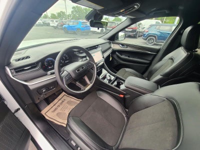 2026 Jeep Grand Cherokee GRAND CHEROKEE L LAREDO ALTITUDE 4X4