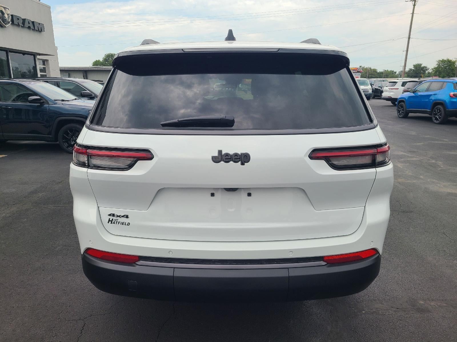 2026 Jeep Grand Cherokee GRAND CHEROKEE L LAREDO ALTITUDE 4X4