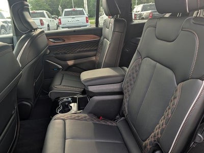 2026 Jeep Grand Cherokee GRAND CHEROKEE L SUMMIT 4X4