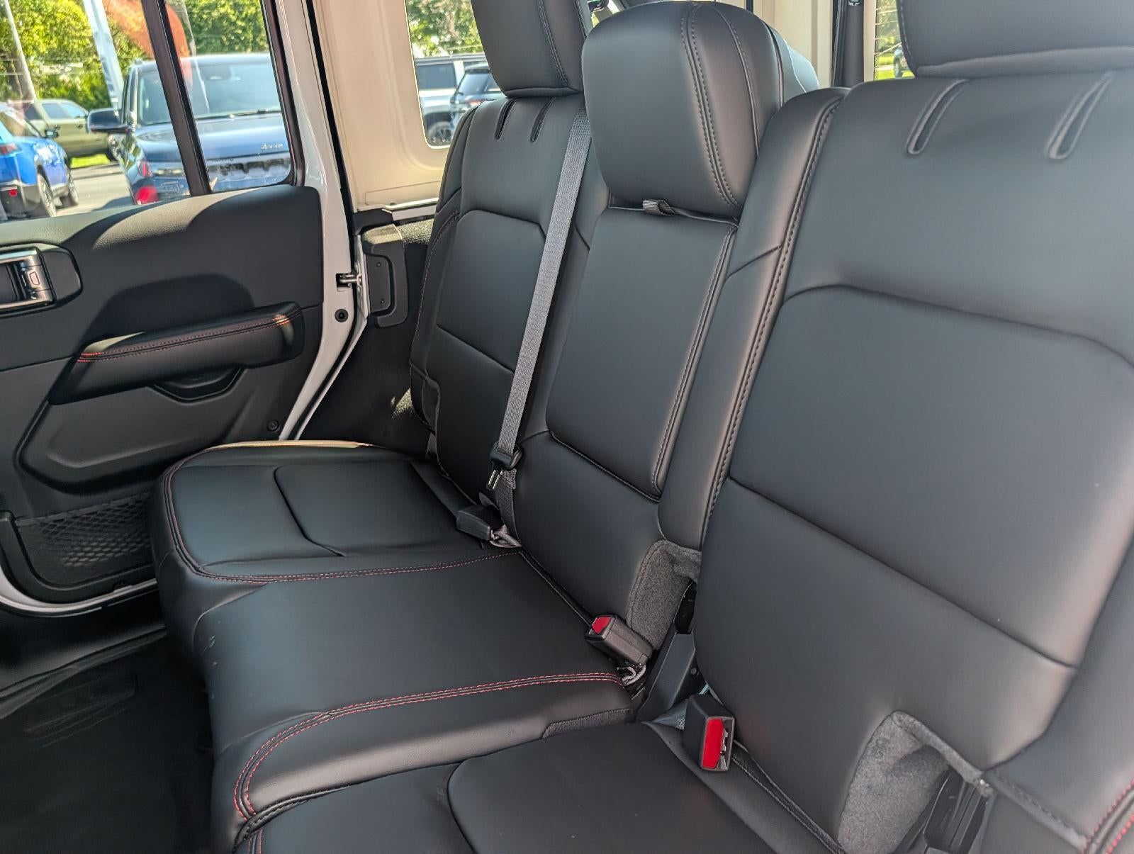 2027 Jeep Wrangler WRANGLER 4-DOOR RUBICON X