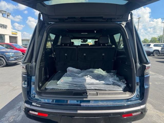 2026 Jeep Grand Wagoneer GRAND WAGONEER L LIMITED RESERVE 4X4