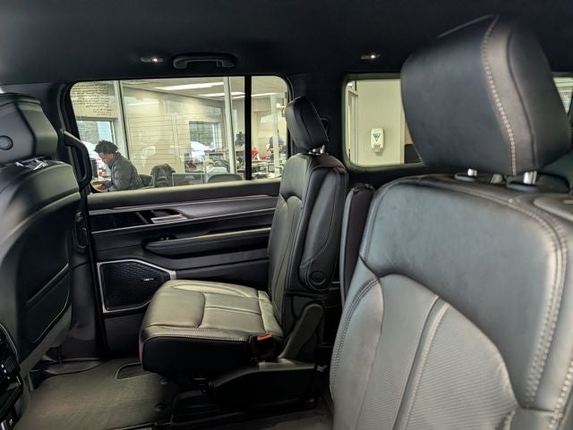 2026 Jeep Grand Wagoneer GRAND WAGONEER L LIMITED ALTITUDE 4X4