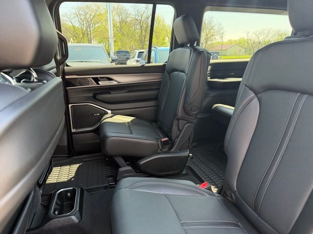 2026 Jeep Grand Wagoneer GRAND WAGONEER UPLAND 4X4