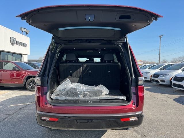 2026 Jeep Grand Wagoneer GRAND WAGONEER UPLAND 4X4