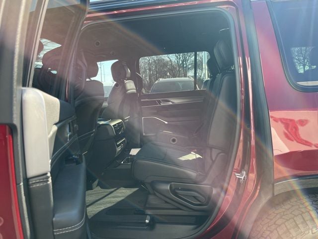 2026 Jeep Grand Wagoneer GRAND WAGONEER UPLAND 4X4