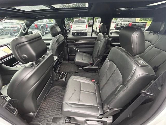 2026 Jeep Grand Wagoneer GRAND WAGONEER UPLAND 4X4