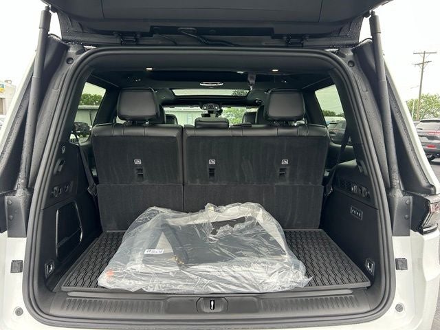 2026 Jeep Grand Wagoneer GRAND WAGONEER UPLAND 4X4