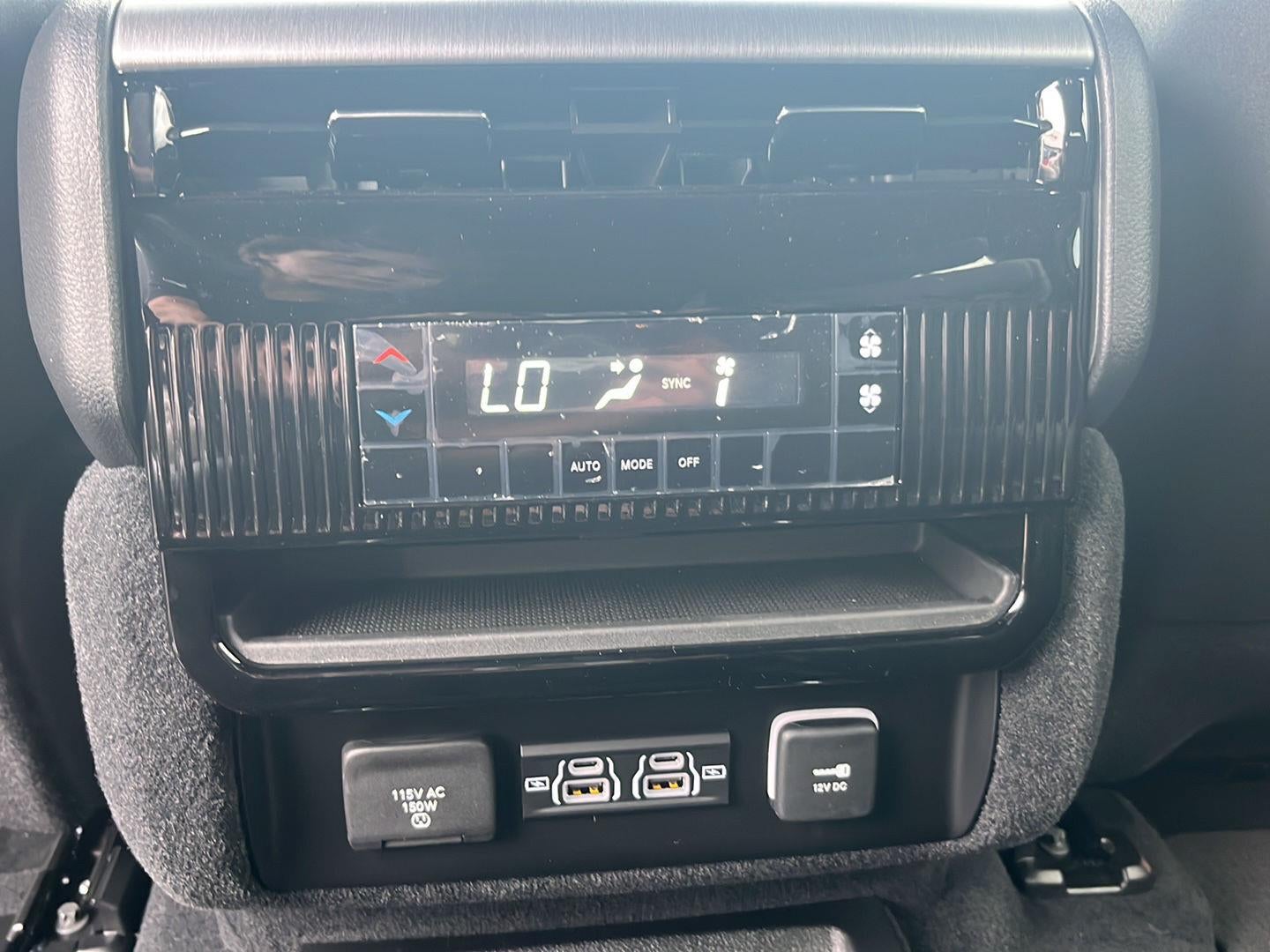 2026 Jeep Grand Wagoneer GRAND WAGONEER UPLAND 4X4