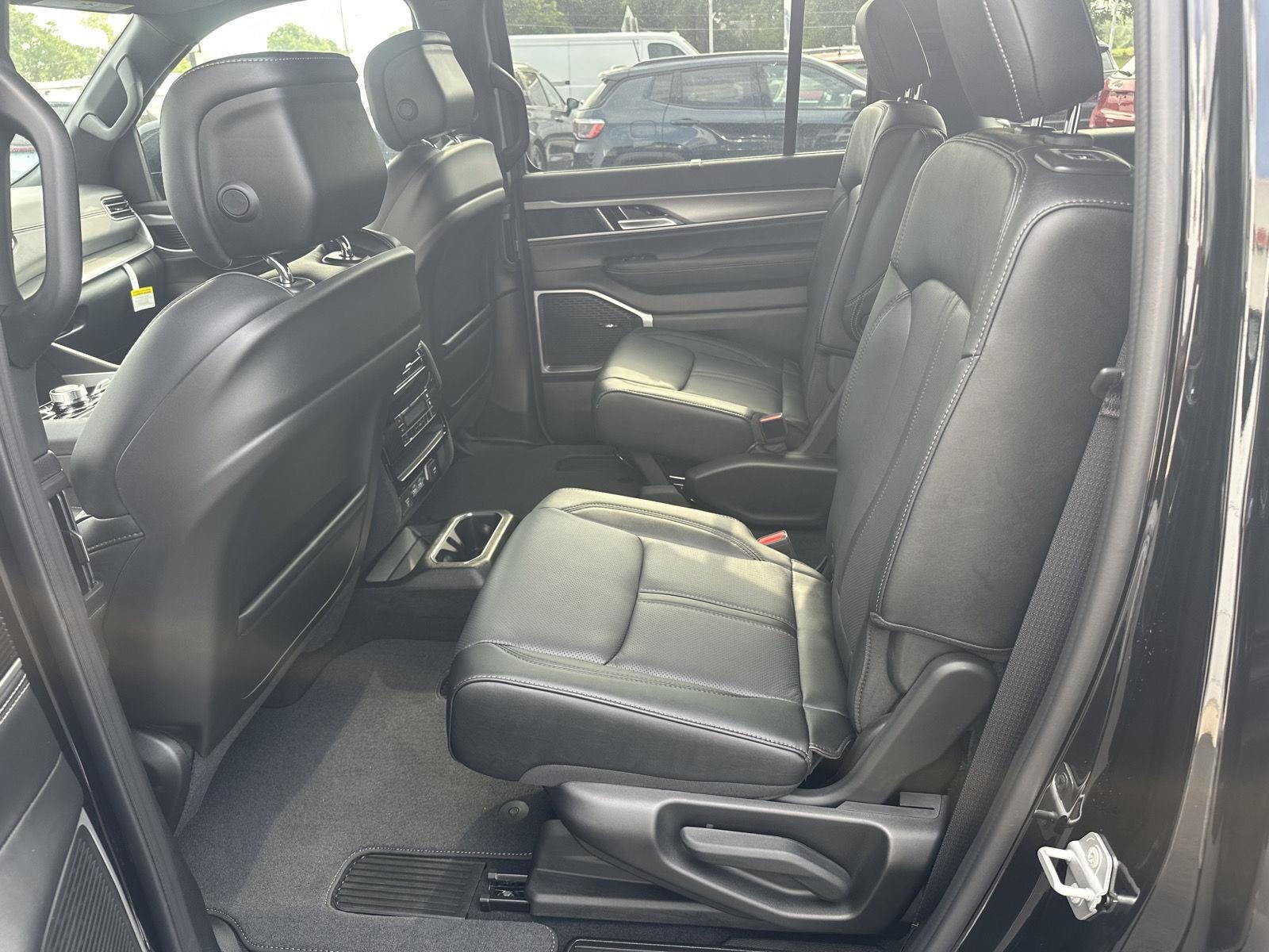2026 Jeep Grand Wagoneer GRAND WAGONEER LIMITED ALTITUDE 4X4
