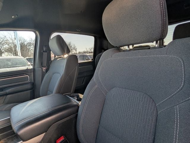 2022 RAM 1500 Big Horn Crew Cab 4x4 5'7' Box