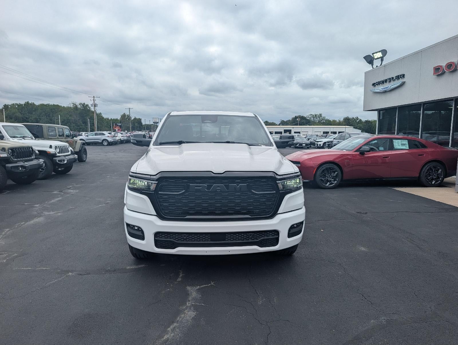 2027 RAM Ram 1500 RAM 1500 BIG HORN CREW CAB 4X4 5'7' BOX
