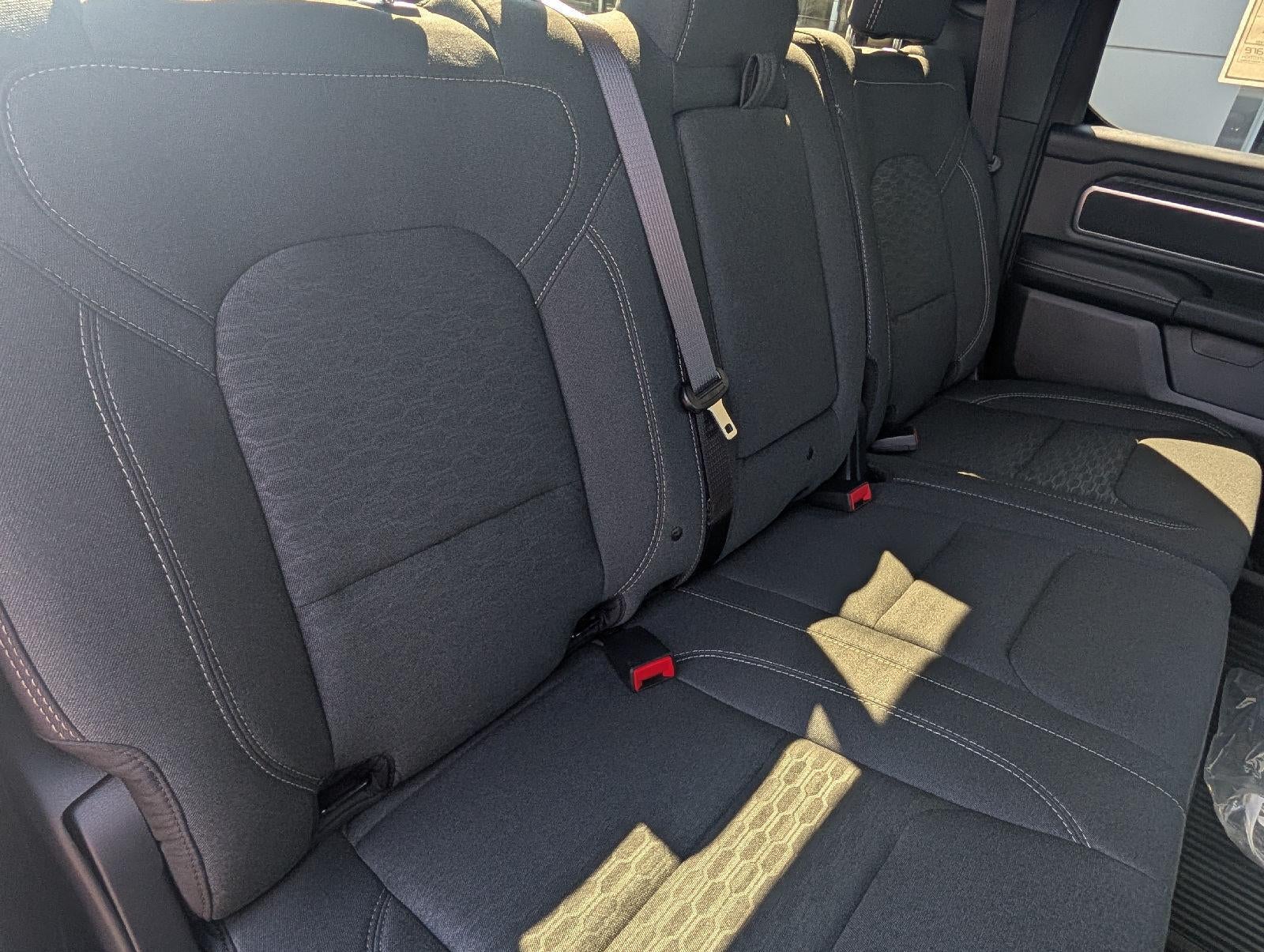 2027 RAM Ram 1500 RAM 1500 BIG HORN CREW CAB 4X4 5'7' BOX