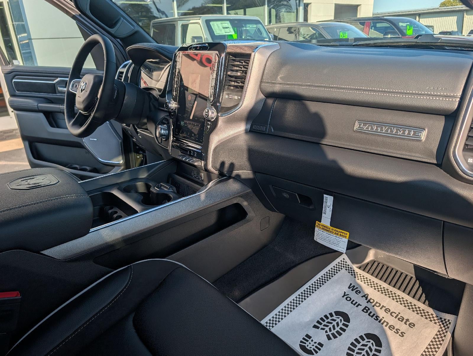 2027 RAM Ram 1500 RAM 1500 LARAMIE CREW CAB 4X4 5'7' BOX