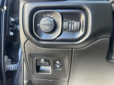 2021 RAM 1500 Laramie Crew Cab 4x4 5'7' Box