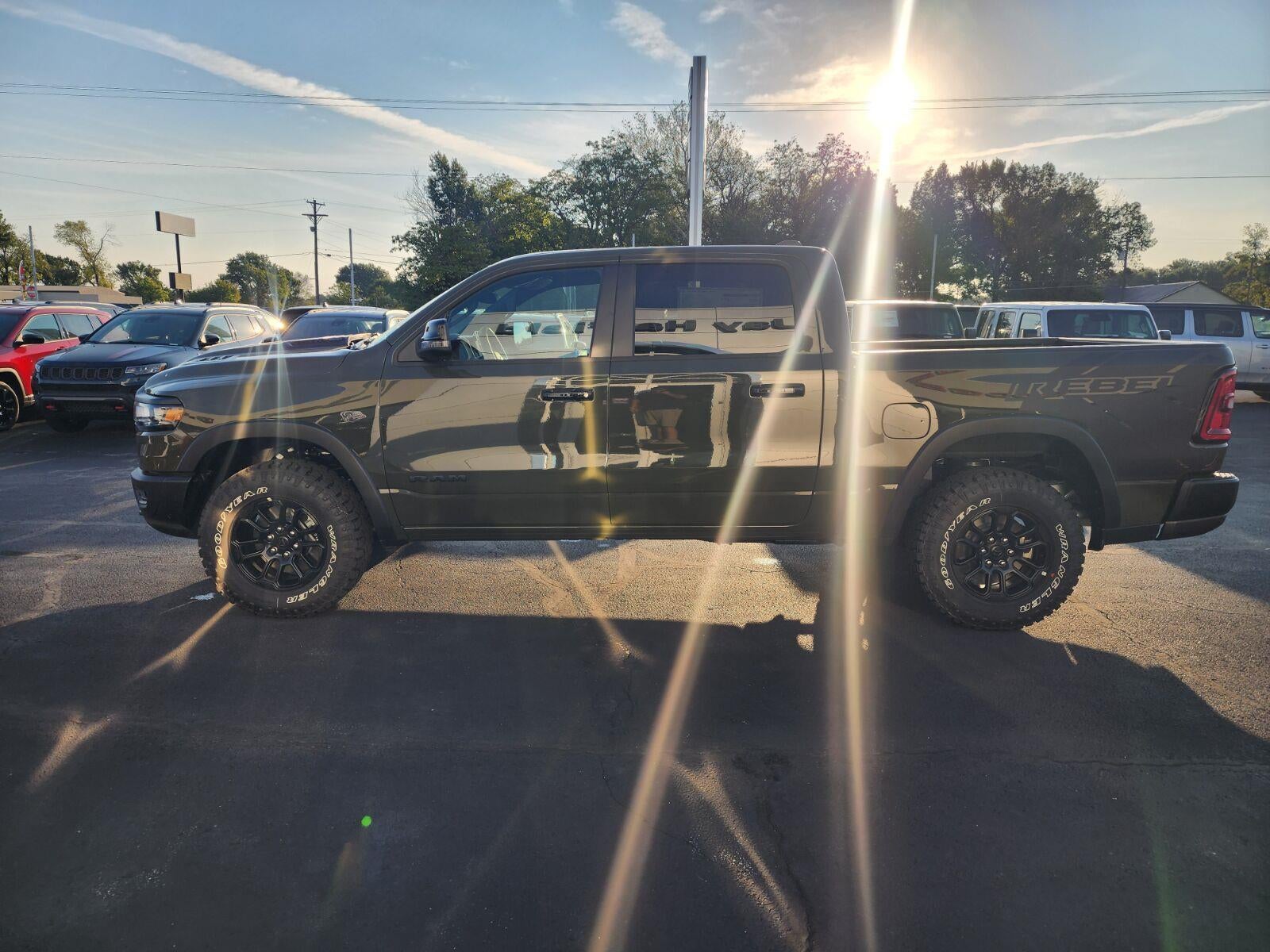 2027 RAM Ram 1500 RAM 1500 REBEL CREW CAB 4X4 5'7' BOX