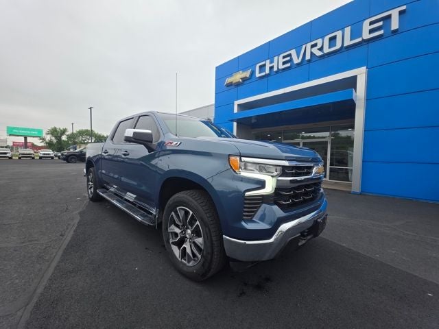 2024 Chevrolet Silverado 1500 4WD Crew Cab Short Bed LT
