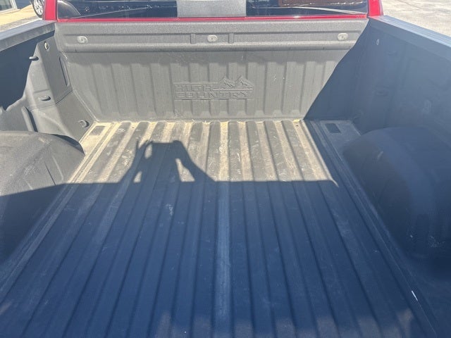 2023 Chevrolet Silverado 1500 4WD Crew Cab Short Bed High Country