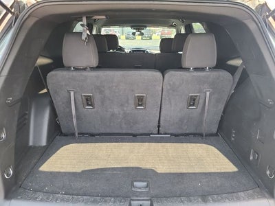 2023 Chevrolet Traverse FWD LT Cloth