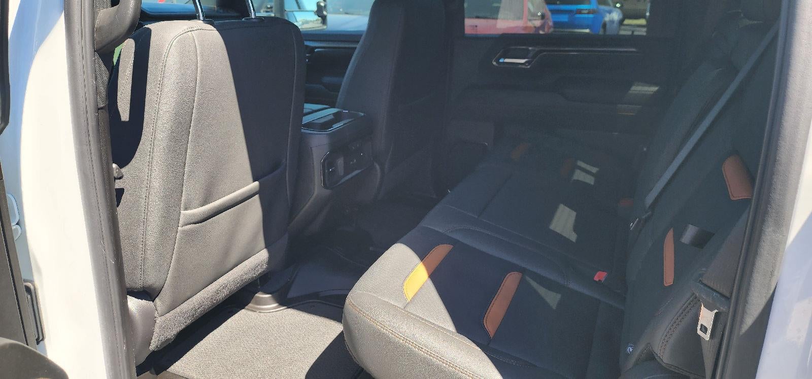 2024 GMC Sierra 2500HD 4WD Crew Cab Standard Bed AT4