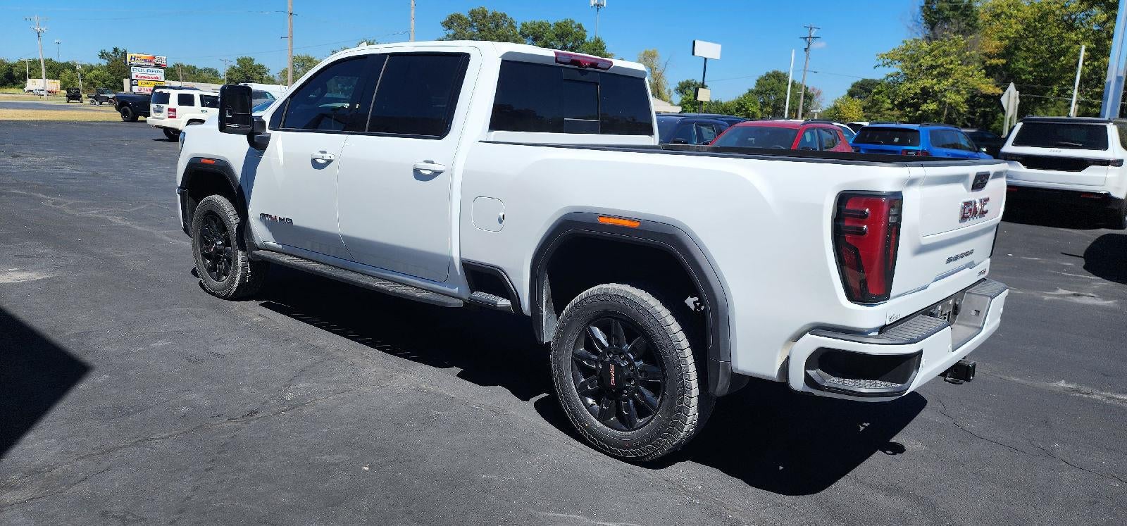 2024 GMC Sierra 2500HD 4WD Crew Cab Standard Bed AT4