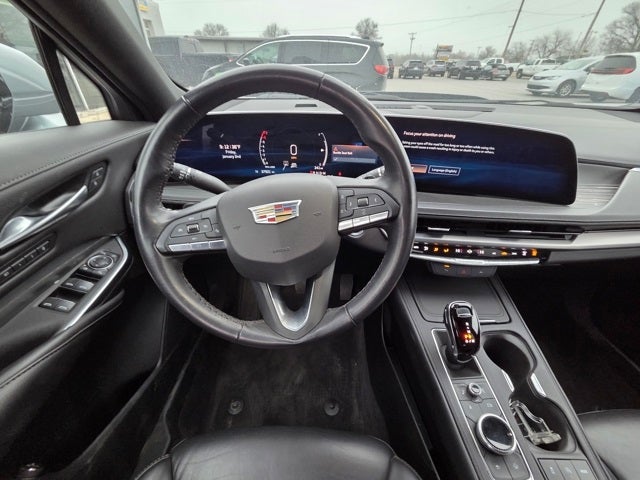 2024 Cadillac XT4 AWD Premium Luxury