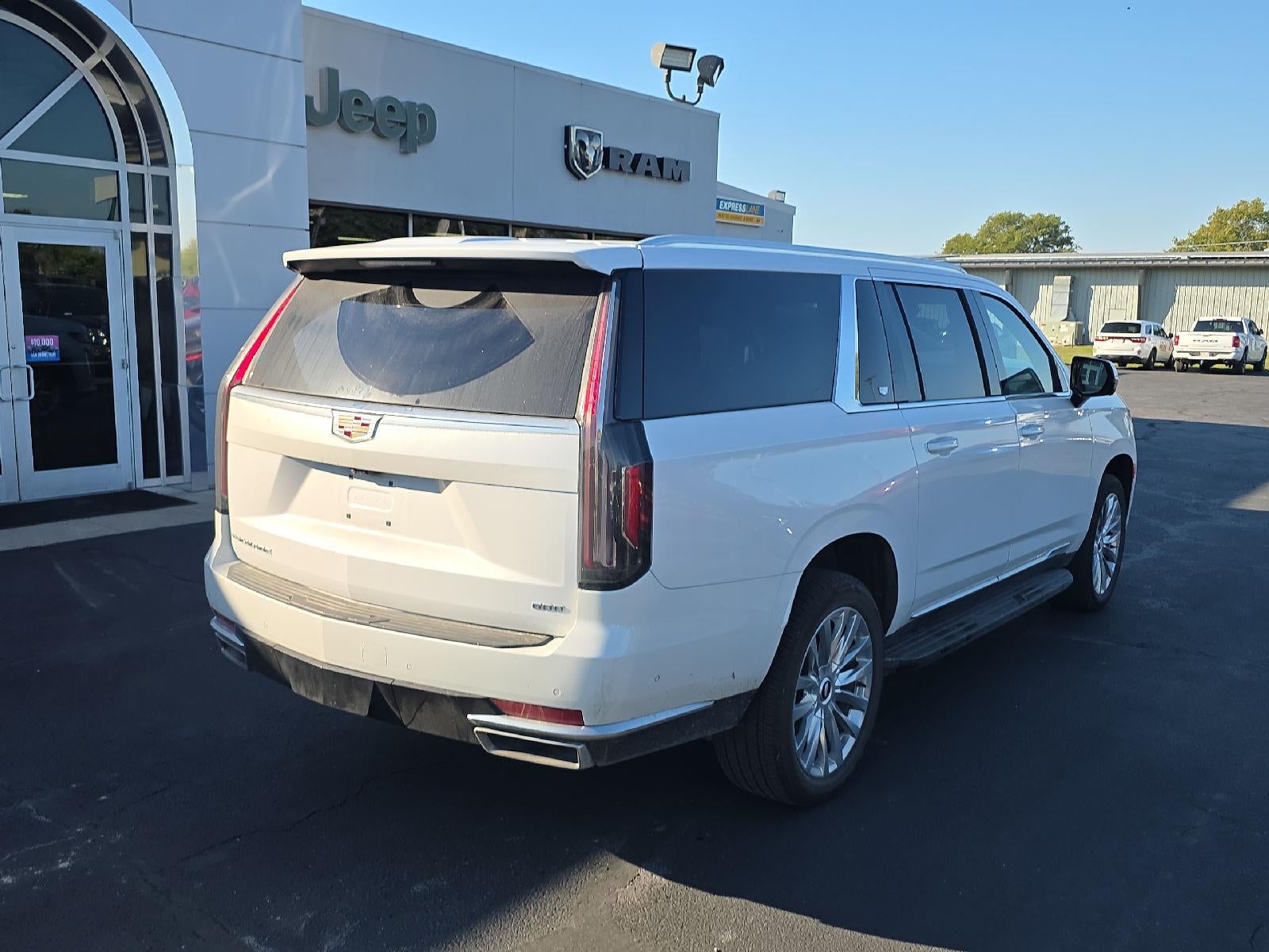 2023 Cadillac Escalade ESV 4WD Premium Luxury