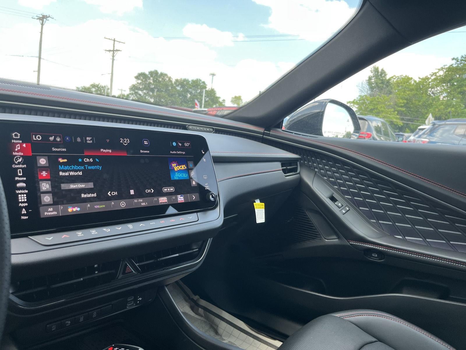 2027 Dodge Charger CHARGER R/T PLUS 4-DOOR AWD