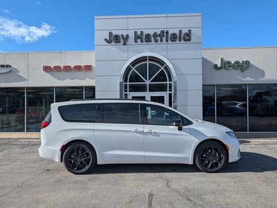 2026 Chrysler Pacifica PACIFICA SELECT