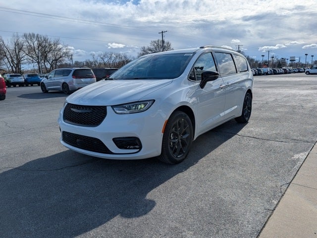 2026 Chrysler Pacifica PACIFICA SELECT