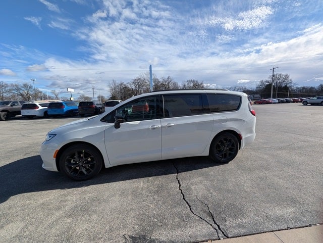 2026 Chrysler Pacifica PACIFICA SELECT