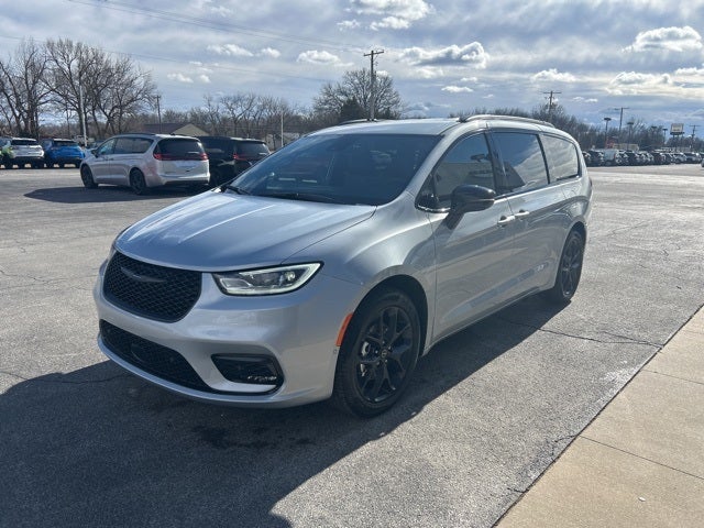 2026 Chrysler Pacifica PACIFICA SELECT