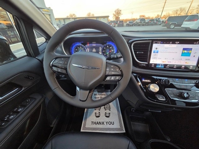 2026 Chrysler Pacifica PACIFICA SELECT