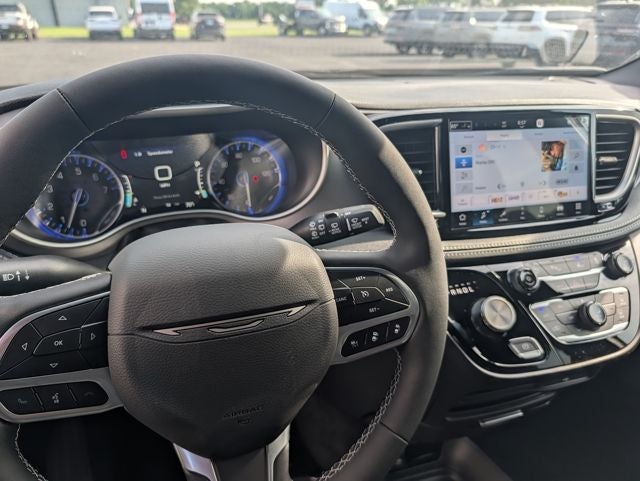 2027 Chrysler Pacifica PACIFICA SELECT