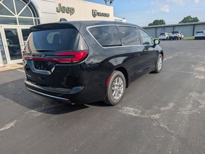 2027 Chrysler Pacifica PACIFICA SELECT