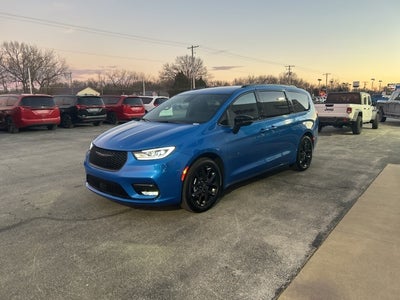 2026 Chrysler Pacifica PACIFICA SELECT