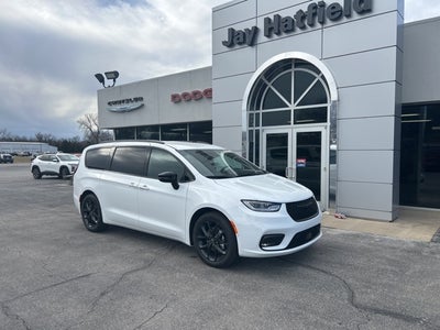 2026 Chrysler Pacifica PACIFICA SELECT