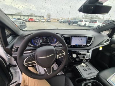 2026 Chrysler Voyager VOYAGER LX