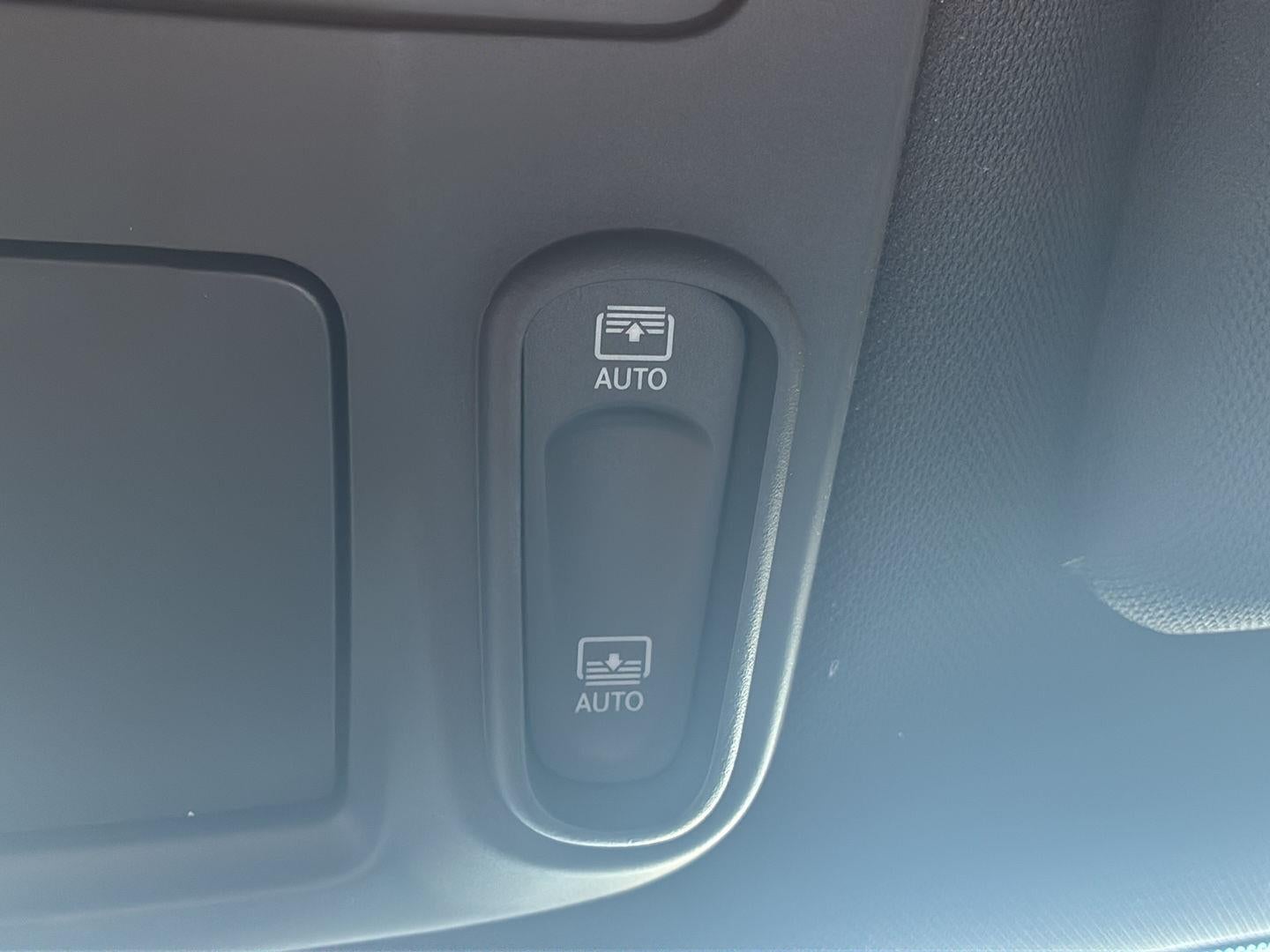2027 Chrysler Pacifica PACIFICA LIMITED