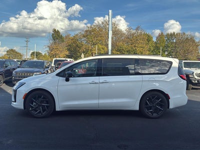 2027 Chrysler Pacifica PACIFICA LIMITED